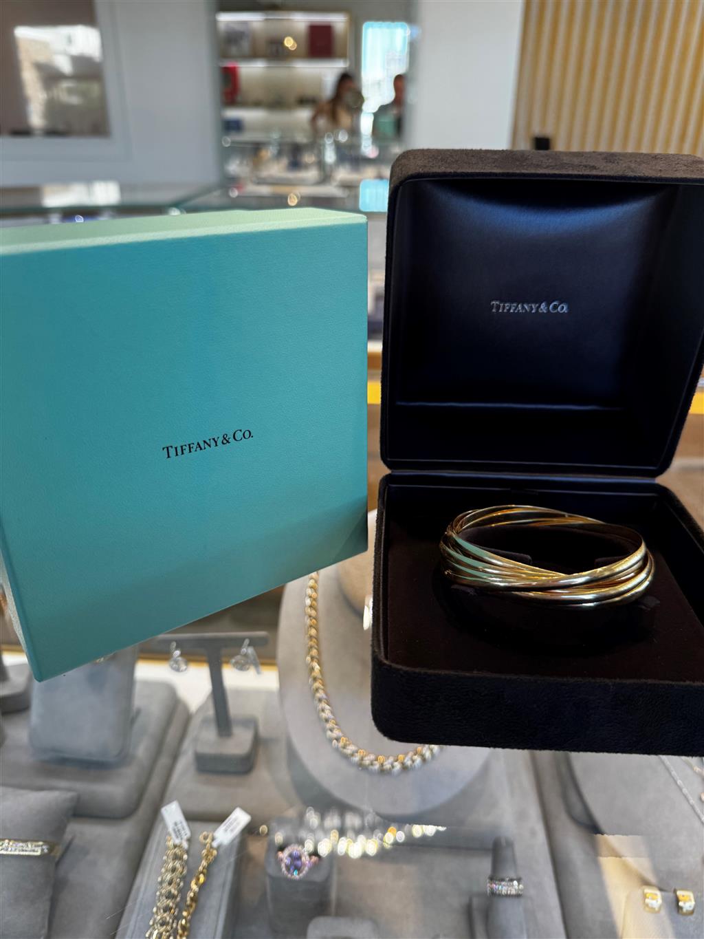 Pre-Owned Tiffany & Co. Paloma Picasso Melody 9-Band Rolling Bangle Bracelet in 18K Yellow Gold