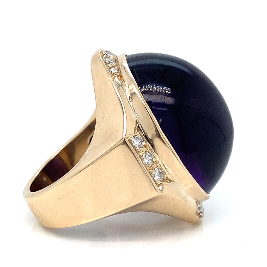 14K Cabochon Amethyst and Diamond Ring