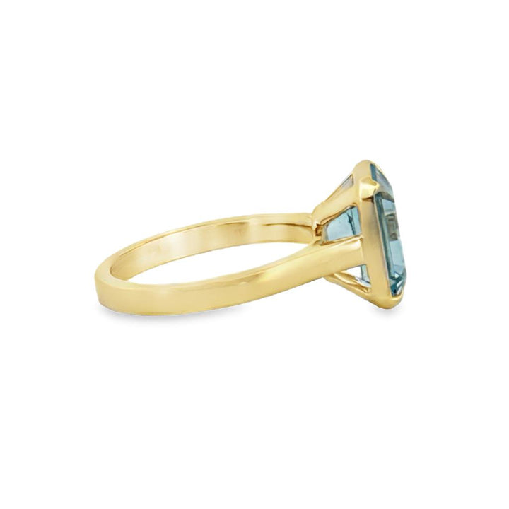 4.00 Carat Aquamarine Ring – Emerald Cut, 14K Yellow Gold